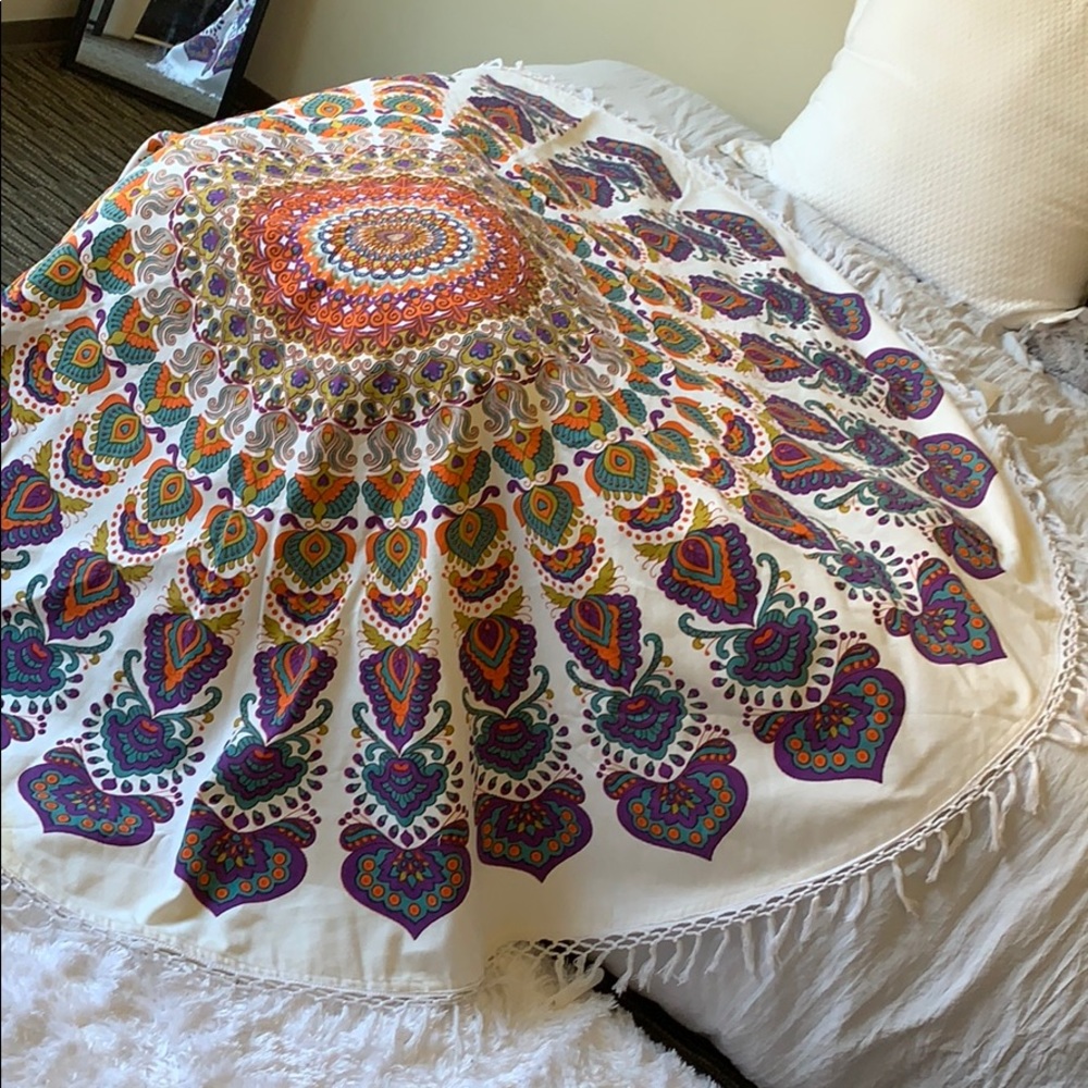 Curlular world market tapestry